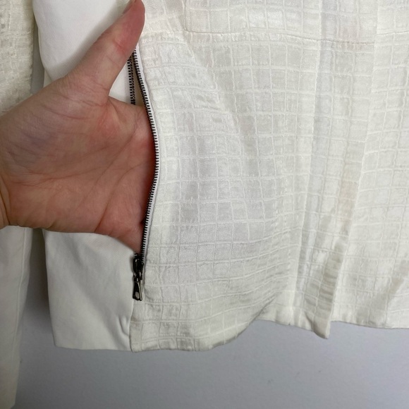 JUDITH & Charles white texture zipper jacket - Picture 7 of 10